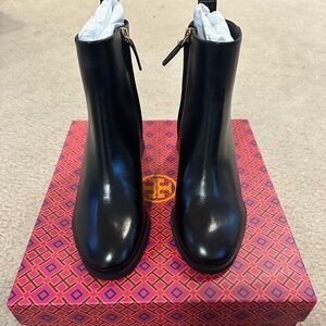 Tory Burch zip up Bootie